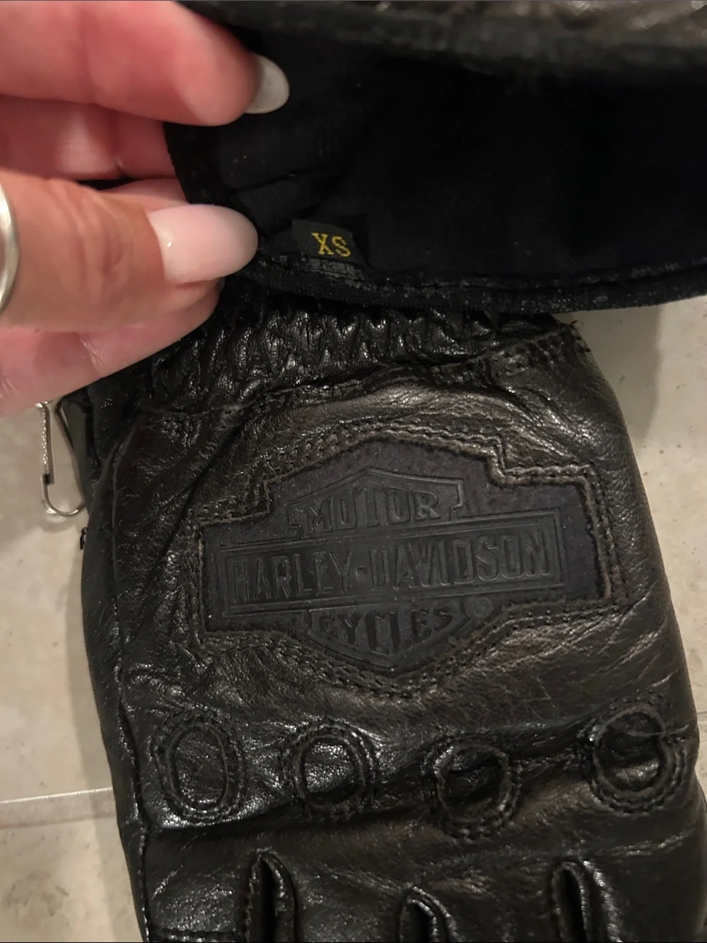 Harley-Davidson Black Leather Rider Gloves with Knuckle Accents
